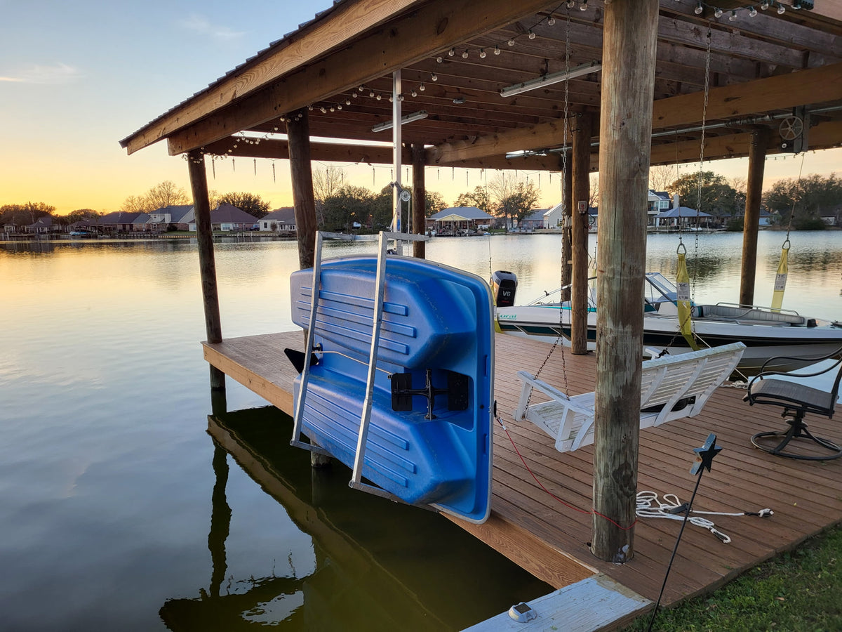 Paddle Boat Lift With Tide Adapter
